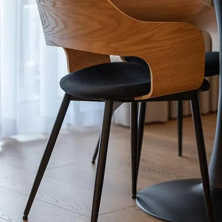 Appartement Powstancow Warszawskich Stylish With Balcony By Renters Prestige
