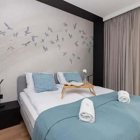 Powstancow Warszawskich Stylish With Balcony By Renters Prestige Gdańsk